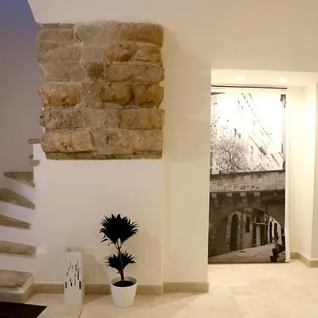 Vista Borgo Antico Guest house